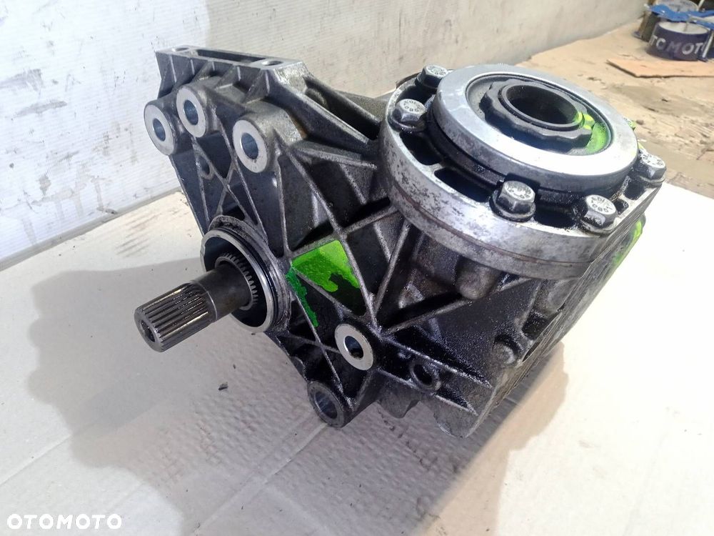 REDUKTOR SKRZYNI BIEGÓW OPEL INSIGNIA 2.0 TURBO  55560067 - 2