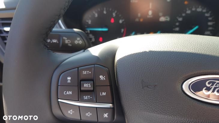 Ford Focus 1.0 EcoBoost Titanium - 12