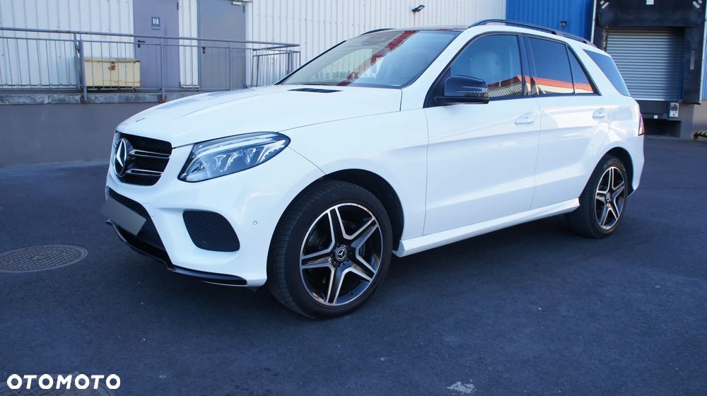 Mercedes-Benz GLE 350 d 4-Matic - 1