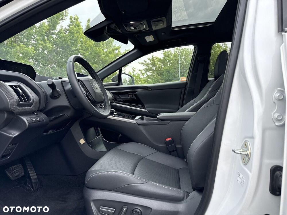 Toyota bZ4X 71.4kWh Executive - 17