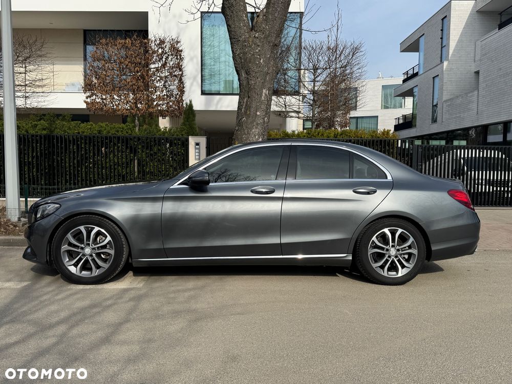 Mercedes-Benz Klasa C 300 7G-TRONIC Exclusive - 4