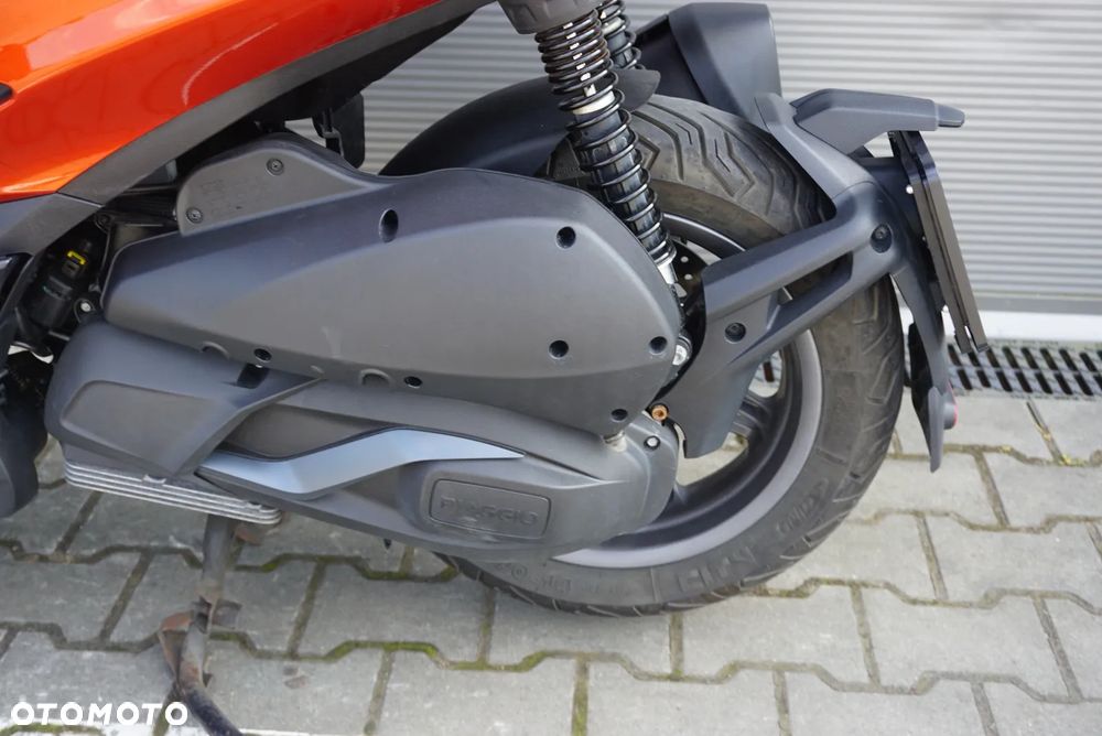 Piaggio Beverly - 15