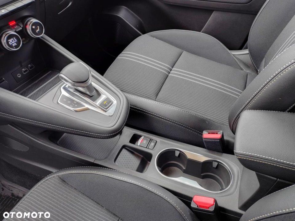 Renault Captur - 21