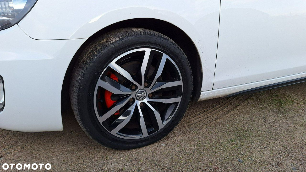 Volkswagen Golf - 3
