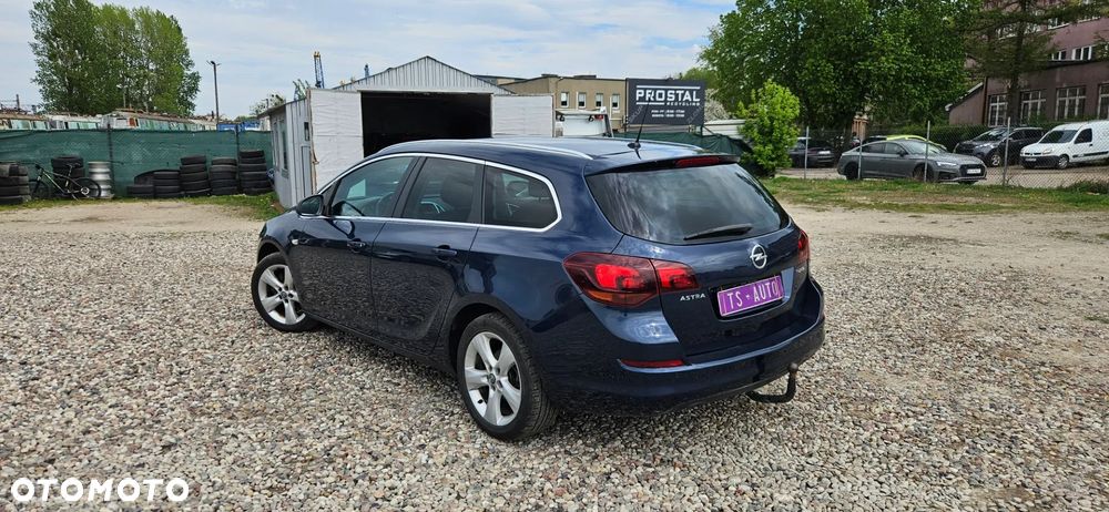 Opel Astra - 10
