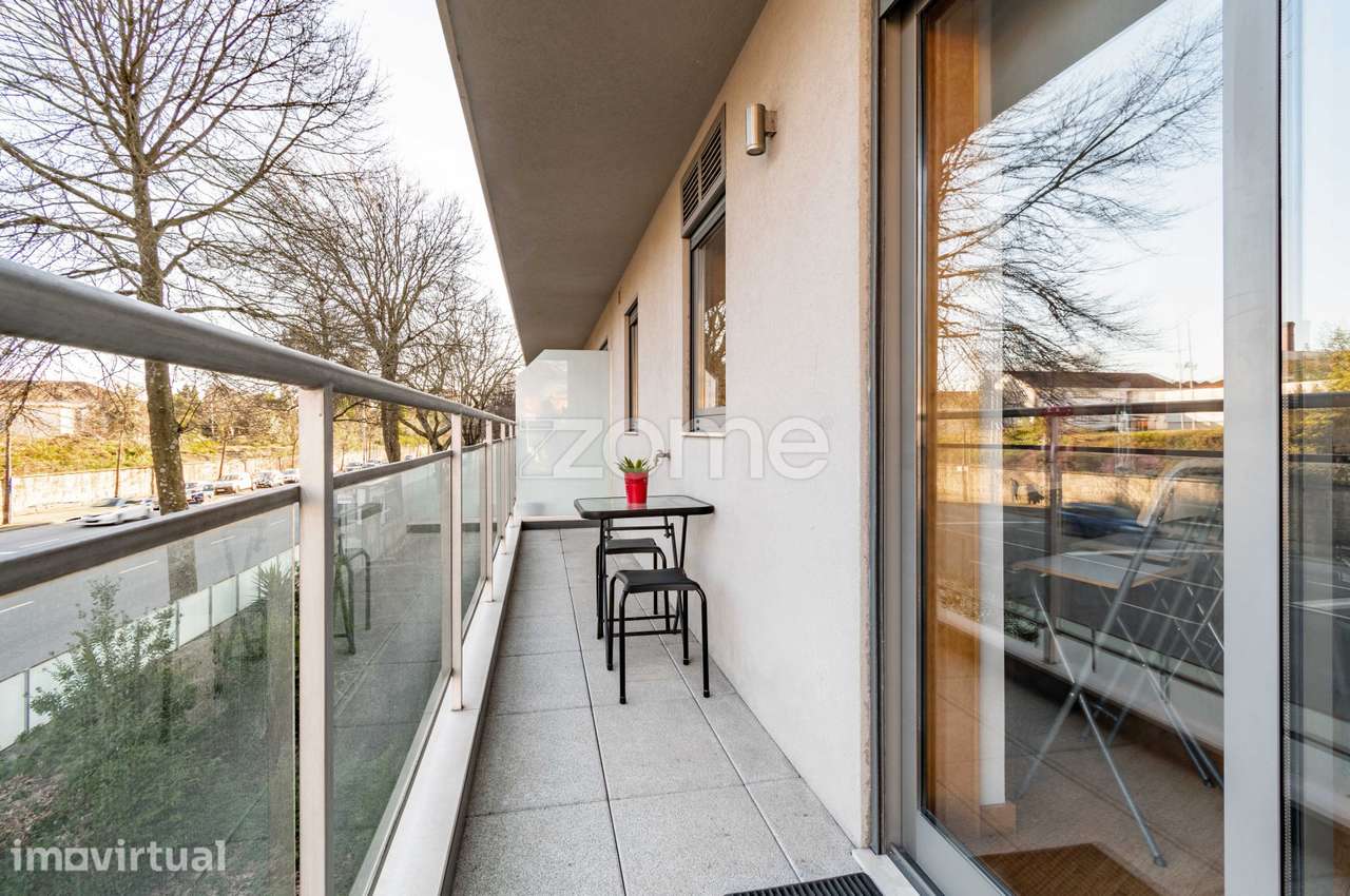 Apartamento T1 Mobilado com Terraço e Garagem - Paranhos, Porto. - Grande imagem: 5/25