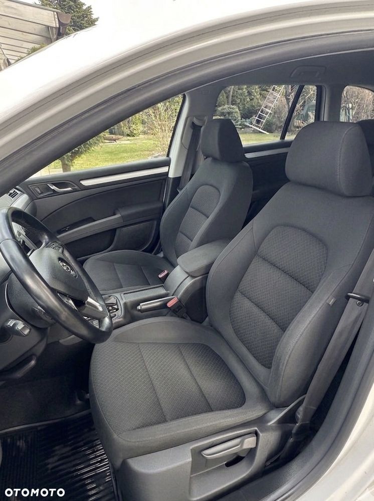 Skoda Superb 2.0 TDI 4x4 Elegance DSG - 14