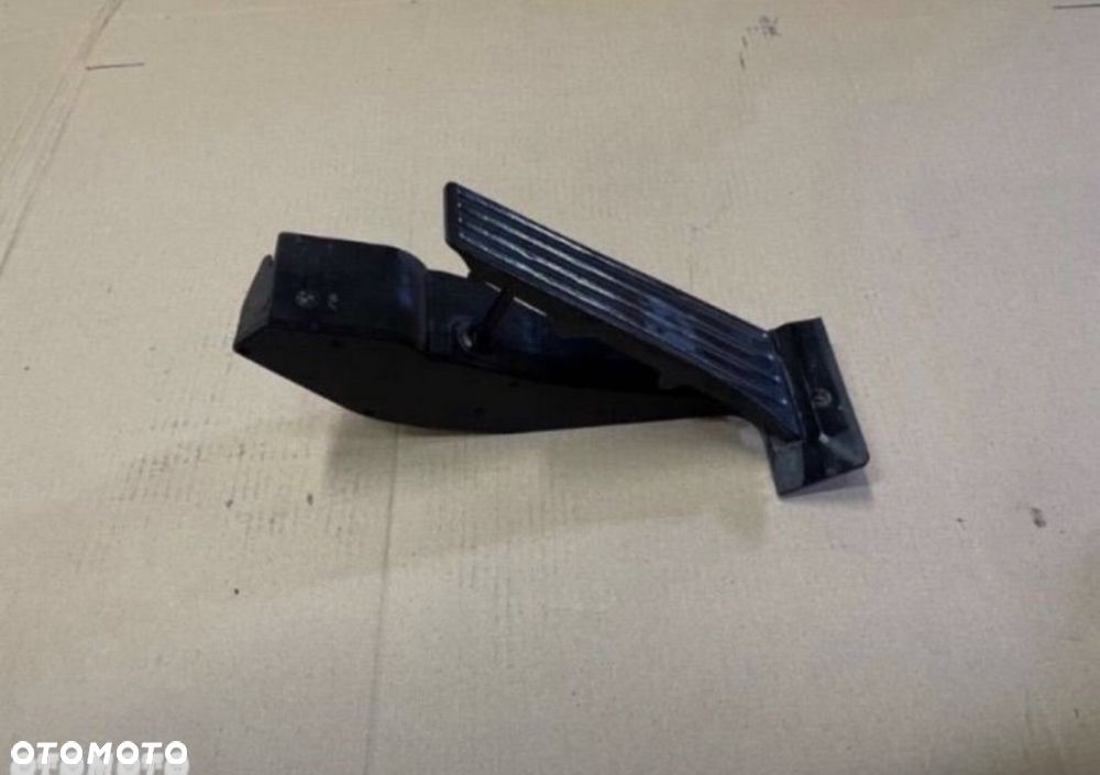 6772646 potencjometr pedał gazu Bmw 3 e90 e91 e92 5 e60 e61 e81 e87 - 1