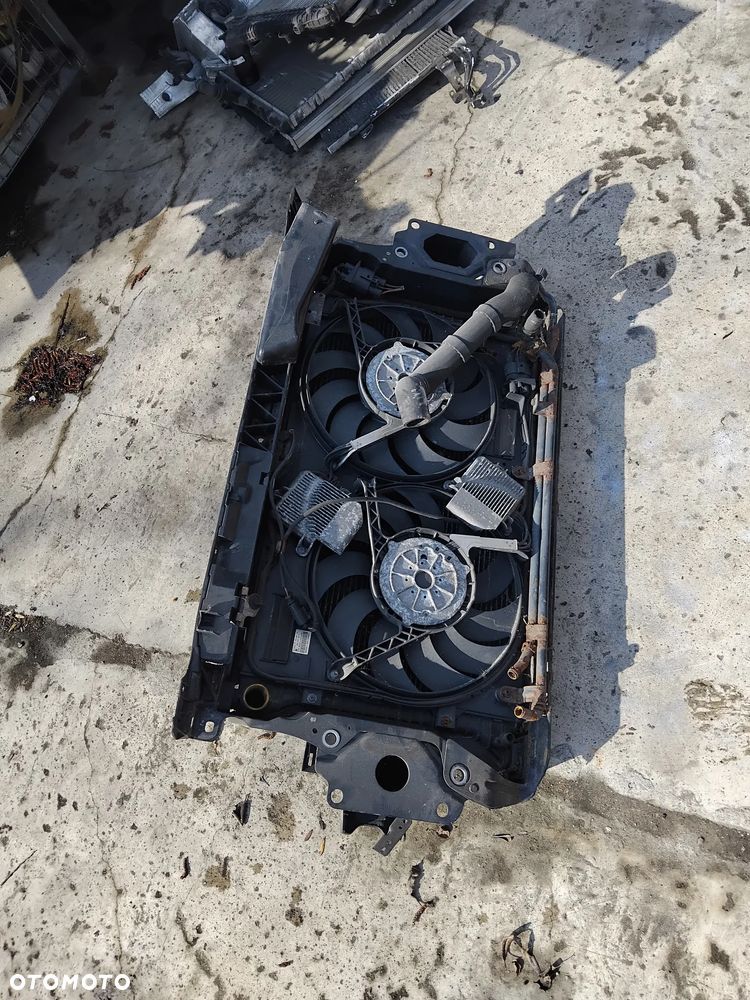 Pas przód VW  Pateon 3.0 Tdi automat - 2