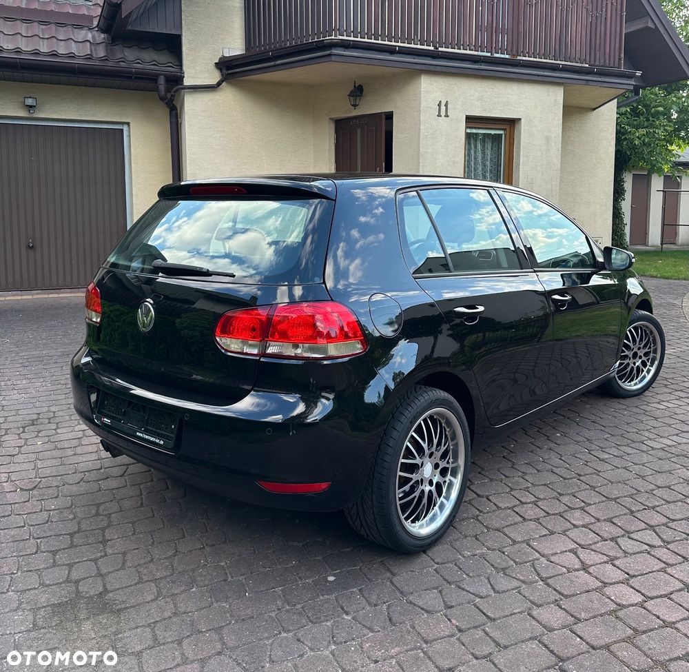 Volkswagen Golf - 3
