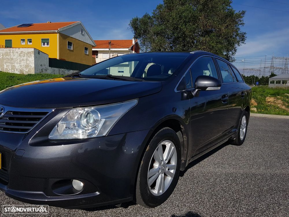 Toyota Avensis SW 2.0 D-4D Exclusive - 58