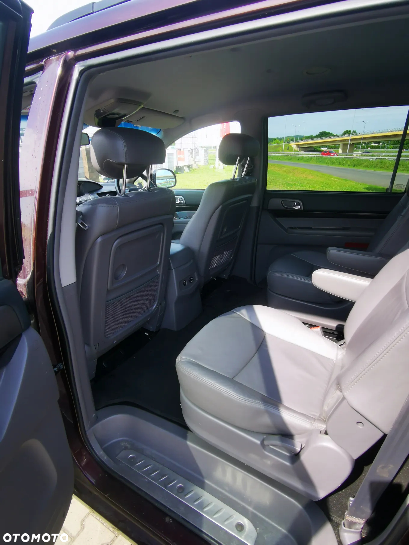 SsangYong/KGM Rodius 2.2 D Turismo - 26