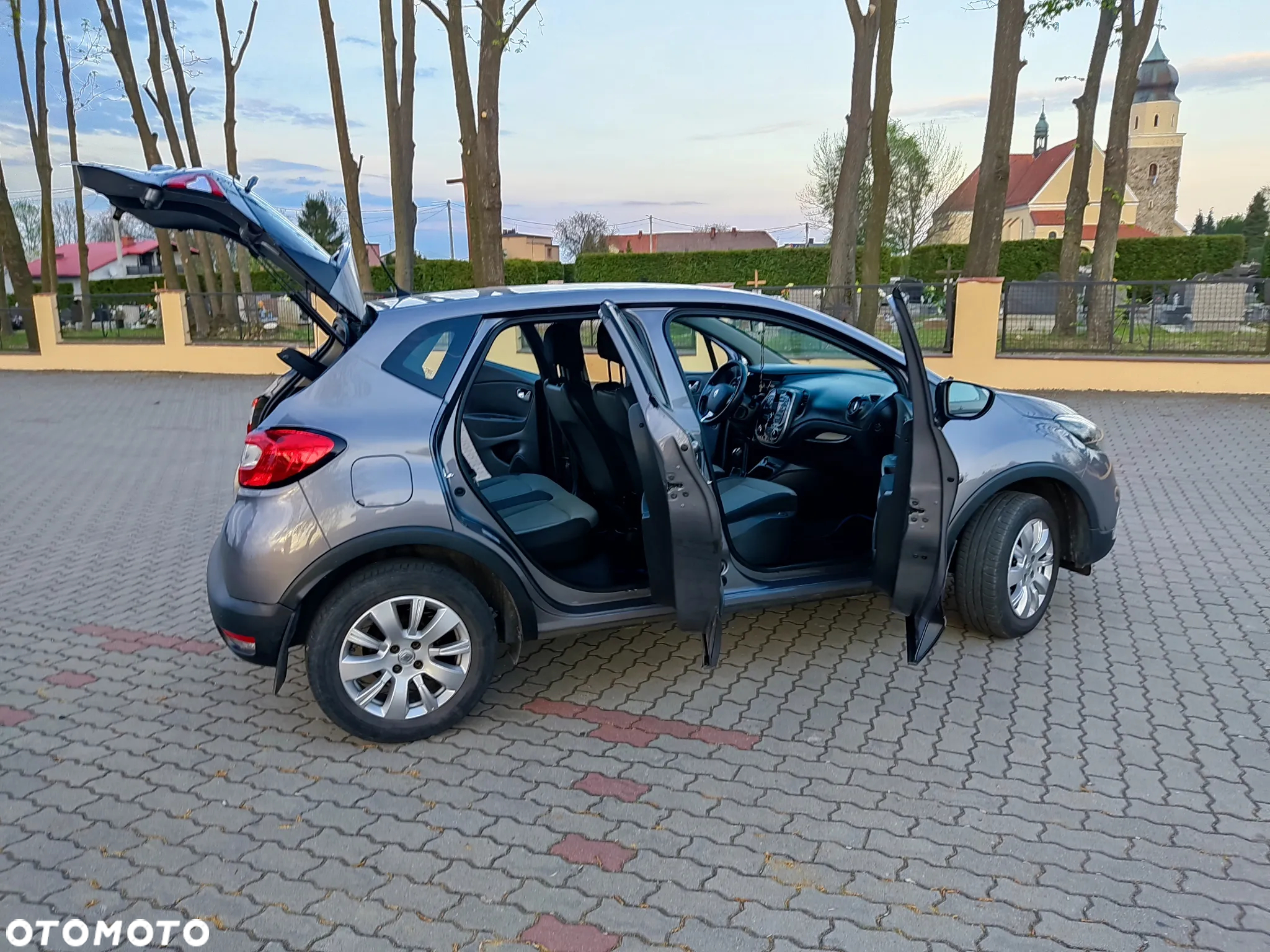 Renault Captur 1.5 dCi Intens - 2