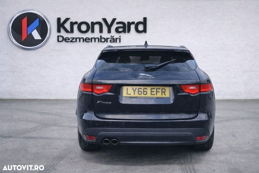 Dezmembrari dezmembrez  Jaguar F - Pace 2.0 D 2015 - 2020  204DTD - 3