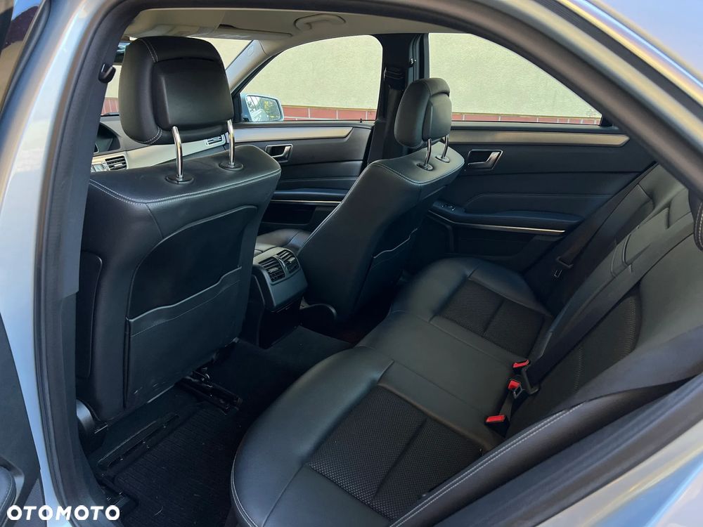 Mercedes-Benz Klasa E 220 BlueTEC 9G-TRONIC Avantgarde - 13