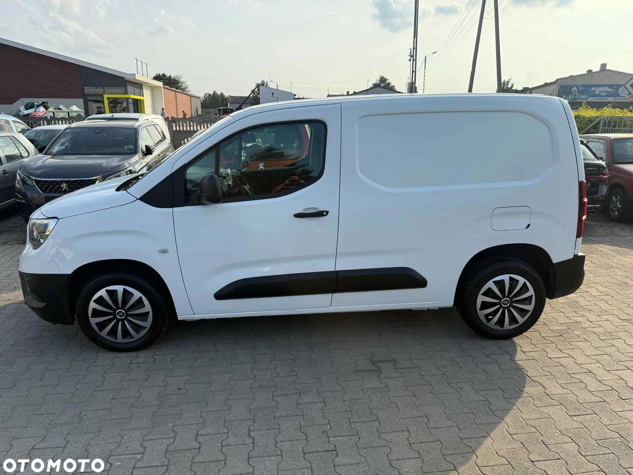 Opel COMBO - 3