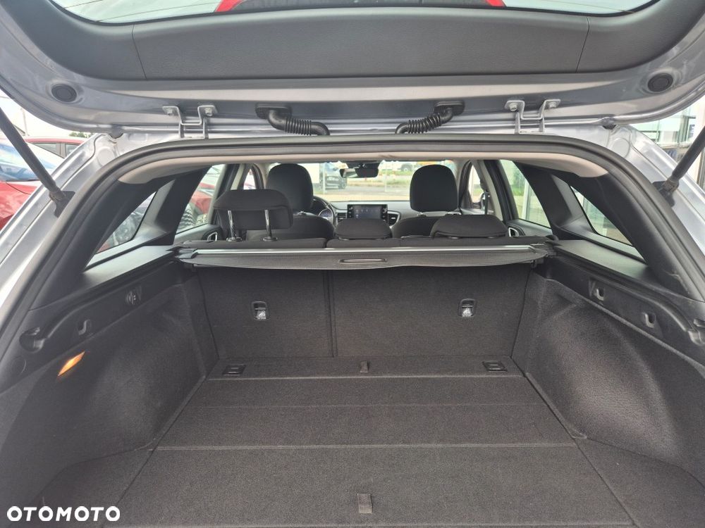 Kia Ceed 1.5 T-GDI M - 16