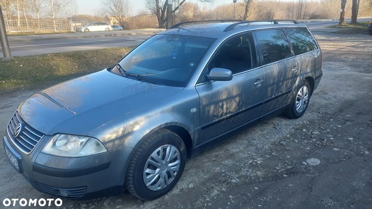 Volkswagen Passat 1.9 TDI Trendline - 1