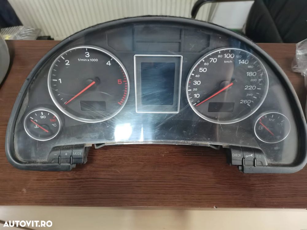 Ceasuri bord Audi A4, 8E0920900G, 0263626020 - 1