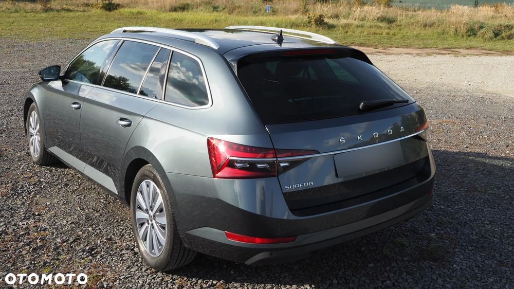 Skoda Superb 2.0 TSI Style DSG - 25