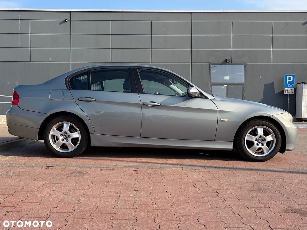 BMW Seria 3 318d DPF - 4