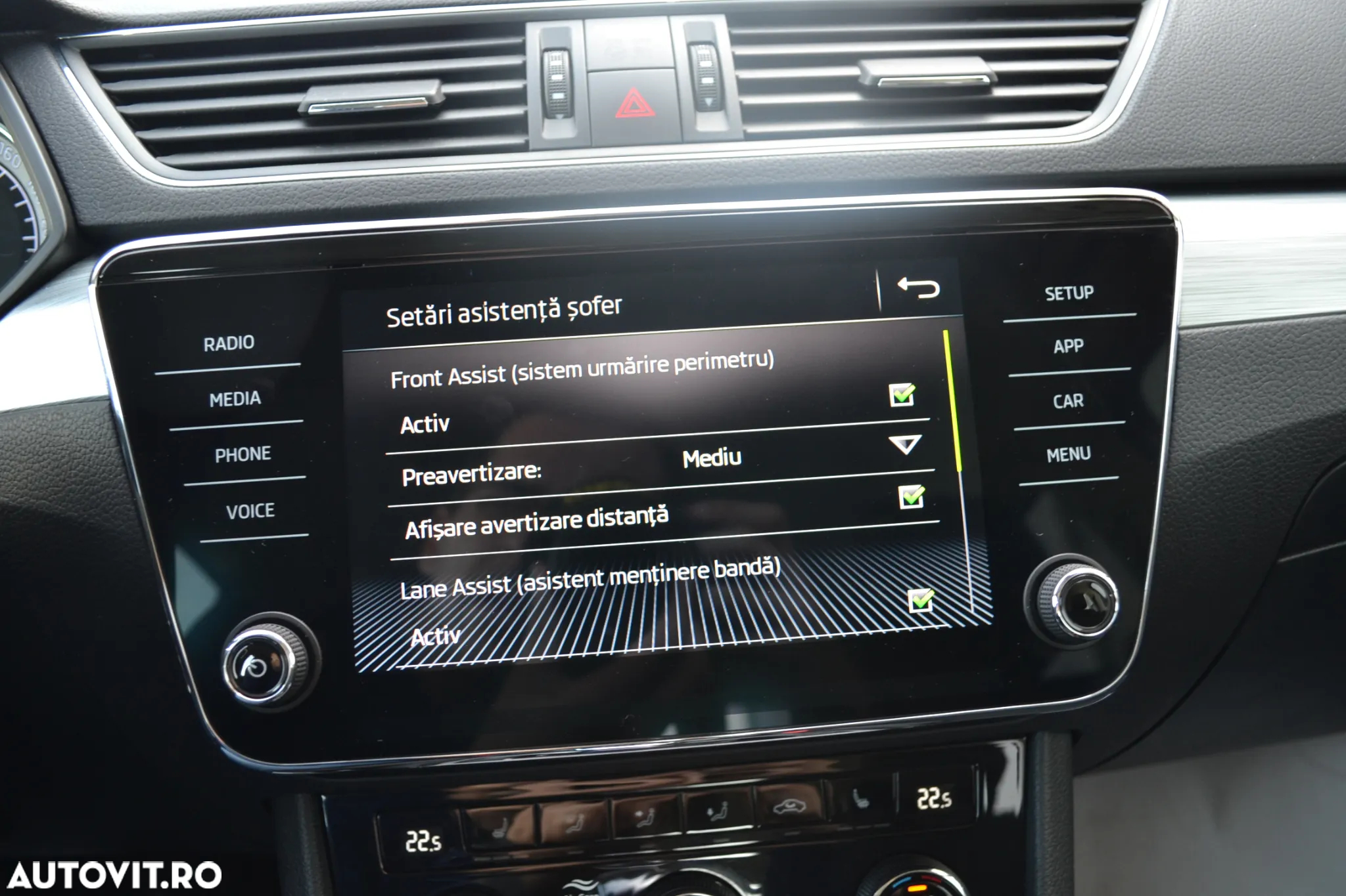 Skoda Superb 2.0 TDI 4X4 DSG Ambition - 24