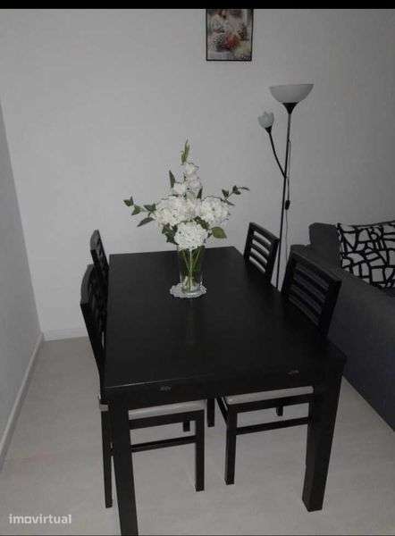 Arreendo apartamento T3 na Póvoa de Santo Adrião Odivelas - Grande imagem: 3/5