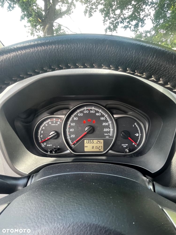 Toyota Yaris 1.33 Premium EU6 - 8