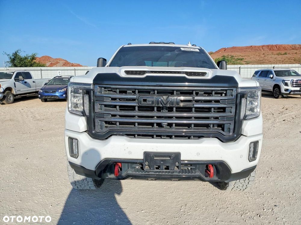 GMC Sierra - 6