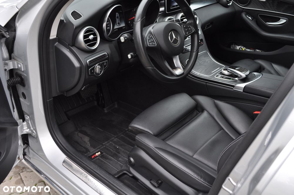 Mercedes-Benz Klasa C 200 9G-TRONIC Exclusive - 7