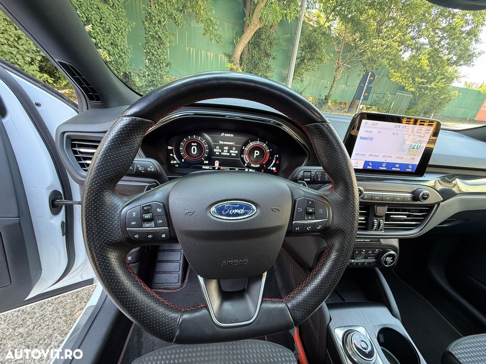 FORD Focus 2021 — imagine 22