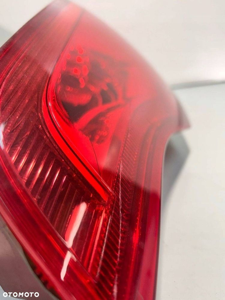 Audi Q7 4L 4L0 945 094 F Lampa tylna prawa led w klape - 2