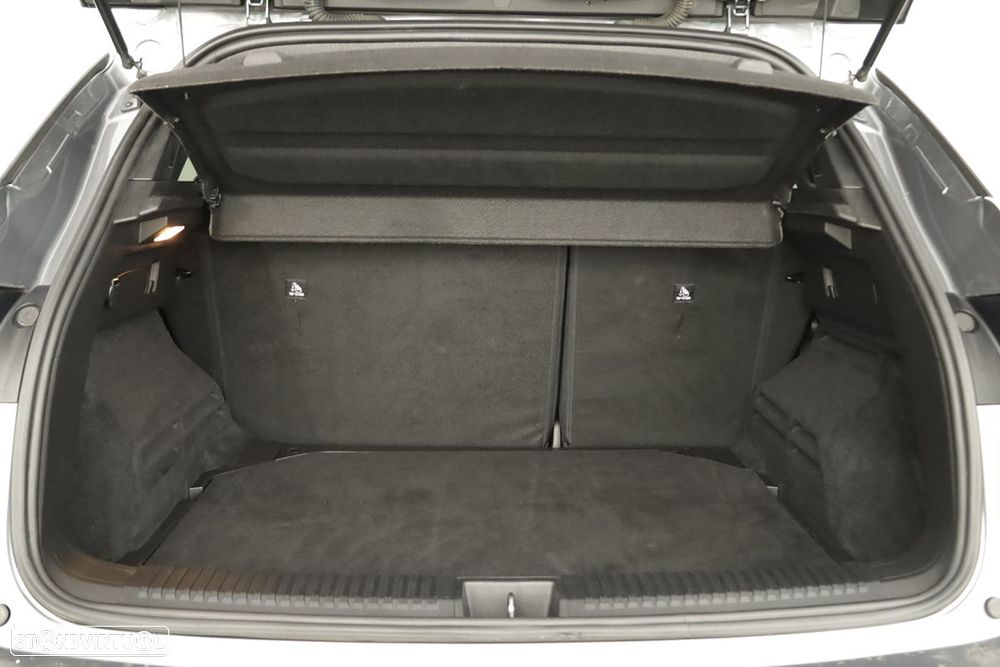 Renault Austral 1.2 E-Tech Techno Espirit - 25