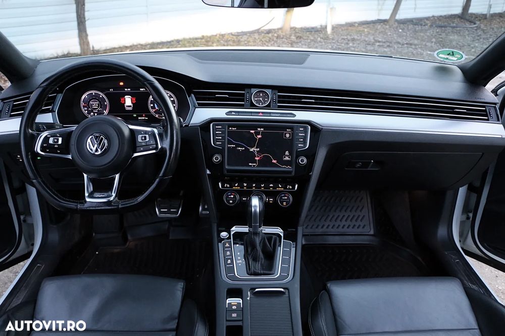 Volkswagen Passat Variant 2.0 TDI SCR 4Motion DSG (BMT) Highline - 19