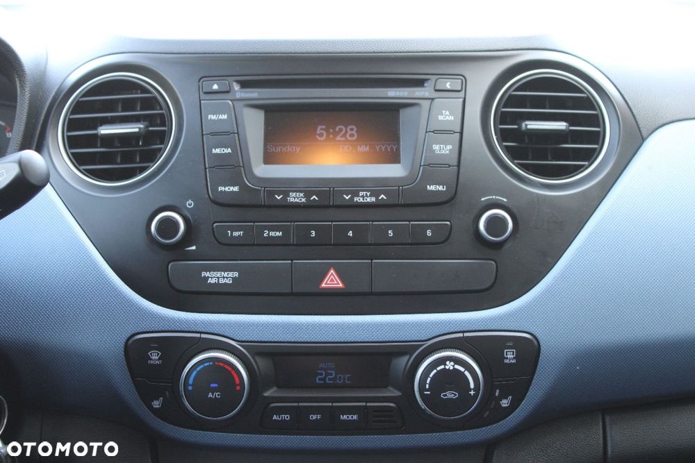 Hyundai i10 - 30