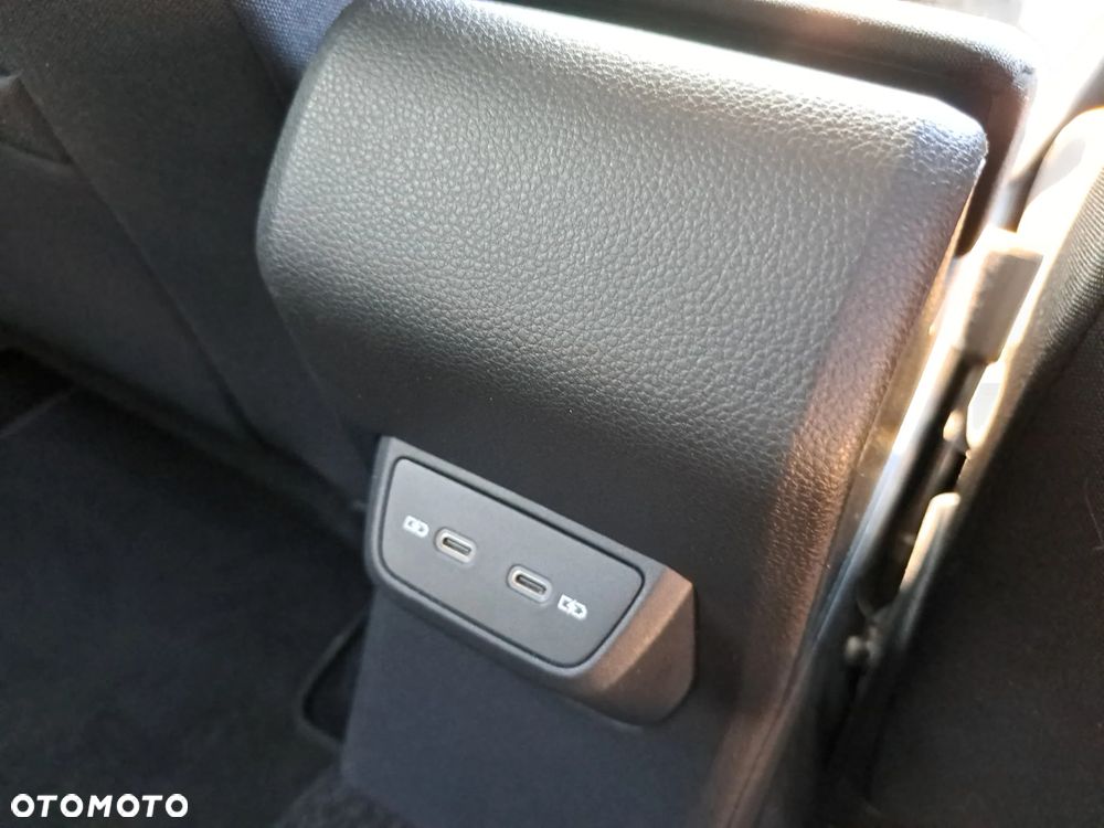 Volkswagen Taigo 1.0 TSI - 23