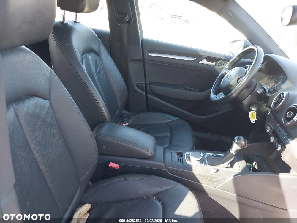 Audi A3 Limousine 2.0 TFSI quattro S tronic design - 5