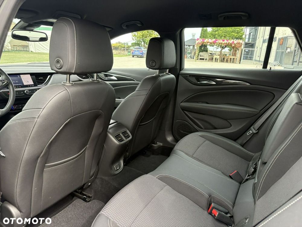 Opel Insignia 2.0 CDTI Business Elegance S&S - 11