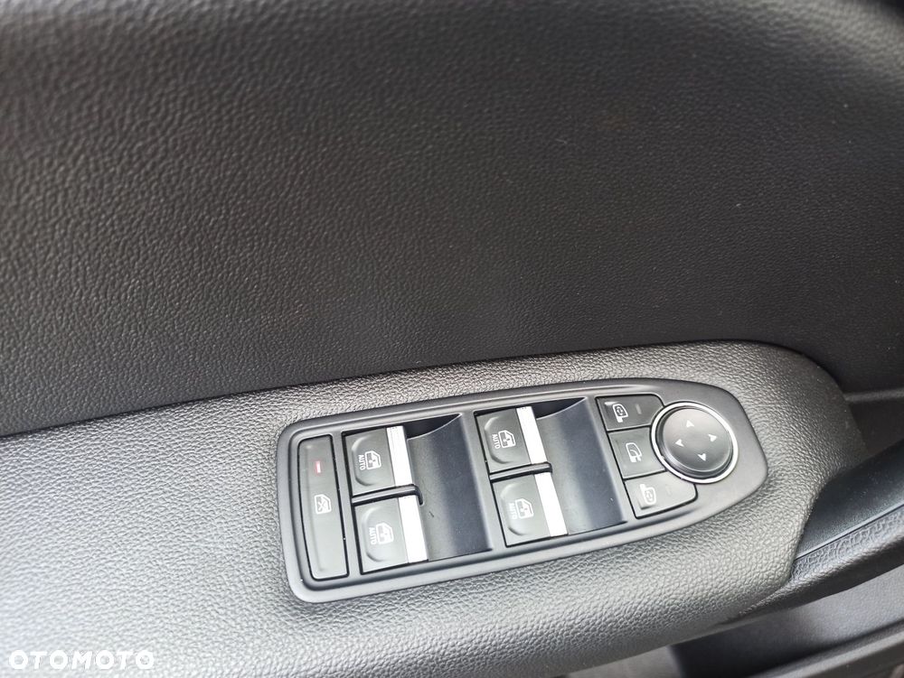 Renault Captur - 18
