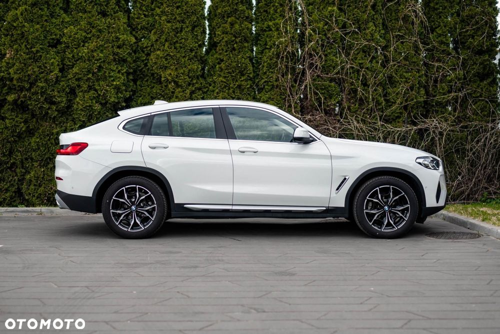 BMW X4 xDrive20d mHEV sport - 9