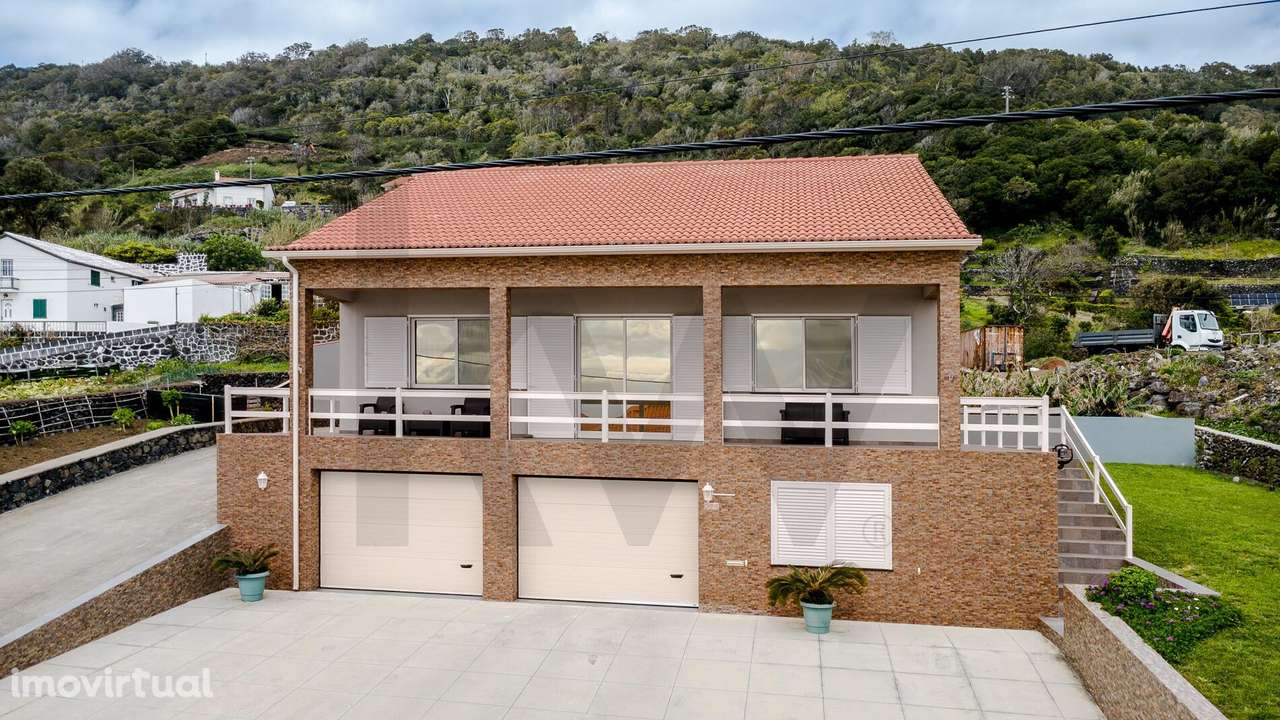 Moradia de Luxo à Beira-Mar | Fajã Grande, São Jorge – Açores - Grande imagem: 2/16