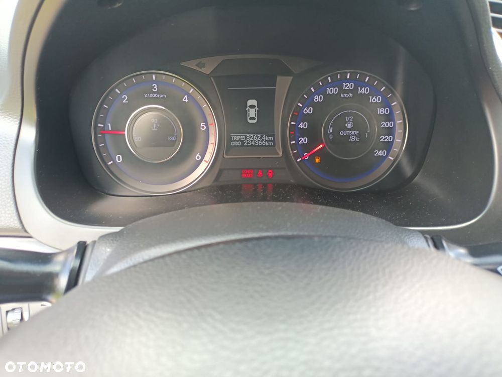 Hyundai i40 1.7 CRDi Comfort + - 30