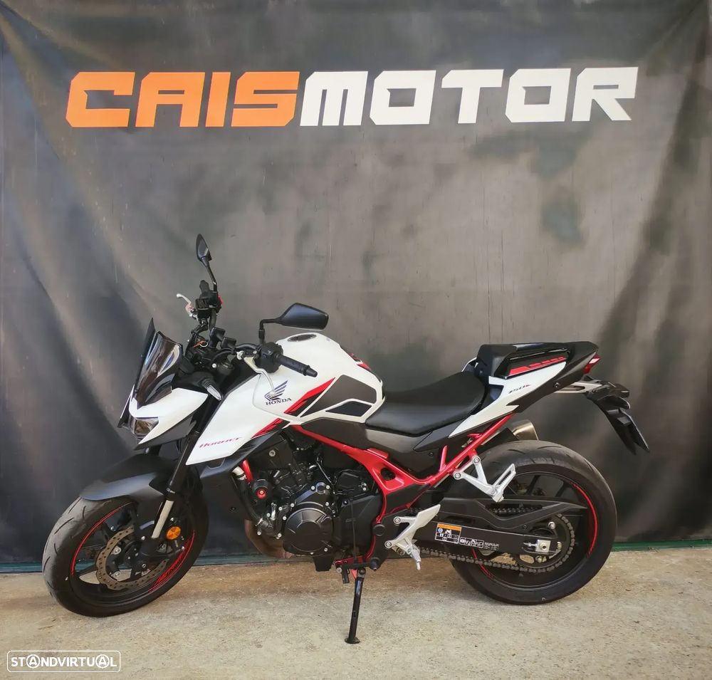 Honda Hornet 750 SP - 1