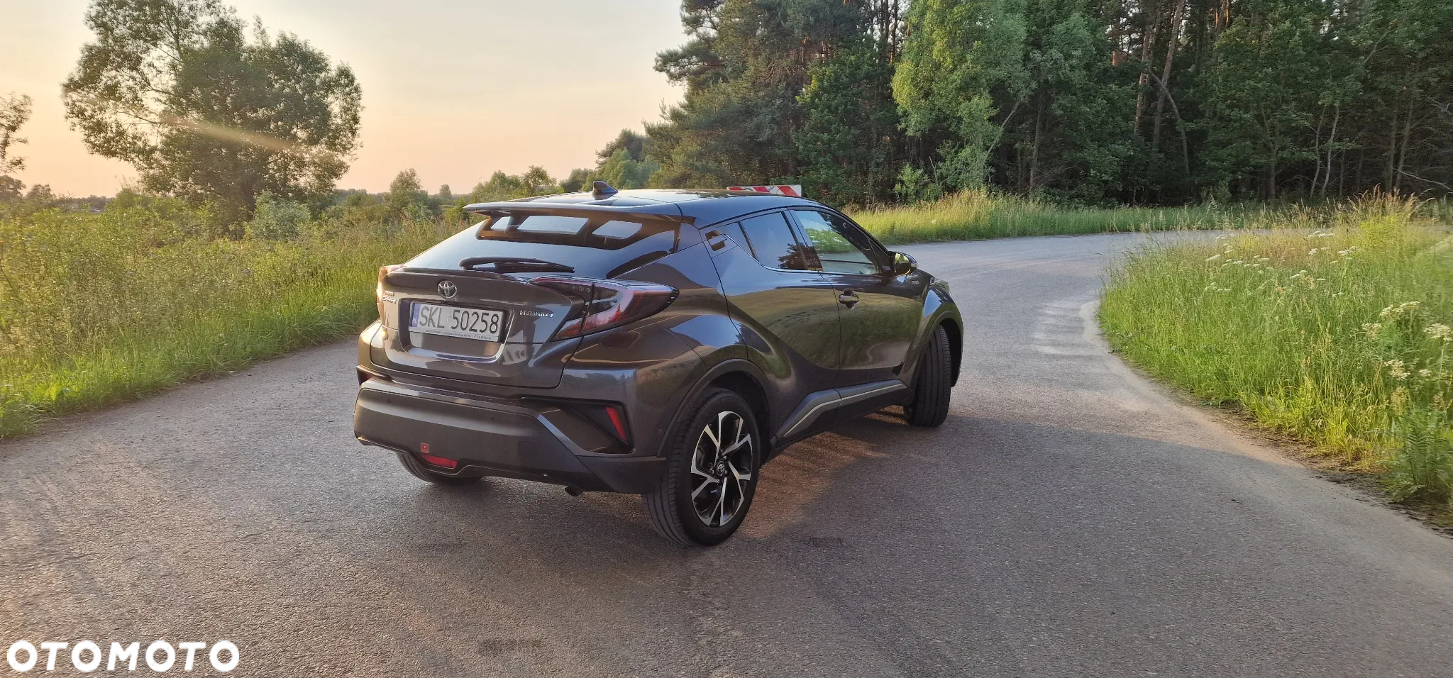 Toyota C-HR - 4