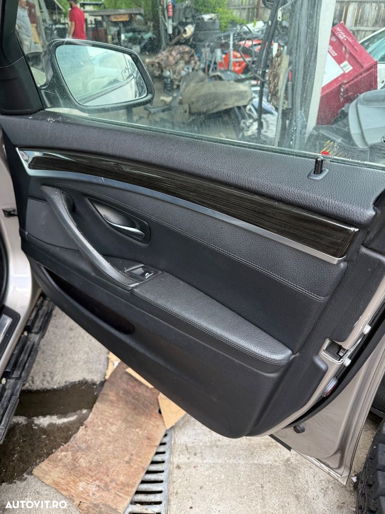 Interior Piele Neagră BMW Seria 5 F10 / F11 - Scaune Sport LHD (520d 530d 535d) MP Mpachet pachet M dezmembrări 535d 313 model M - 5