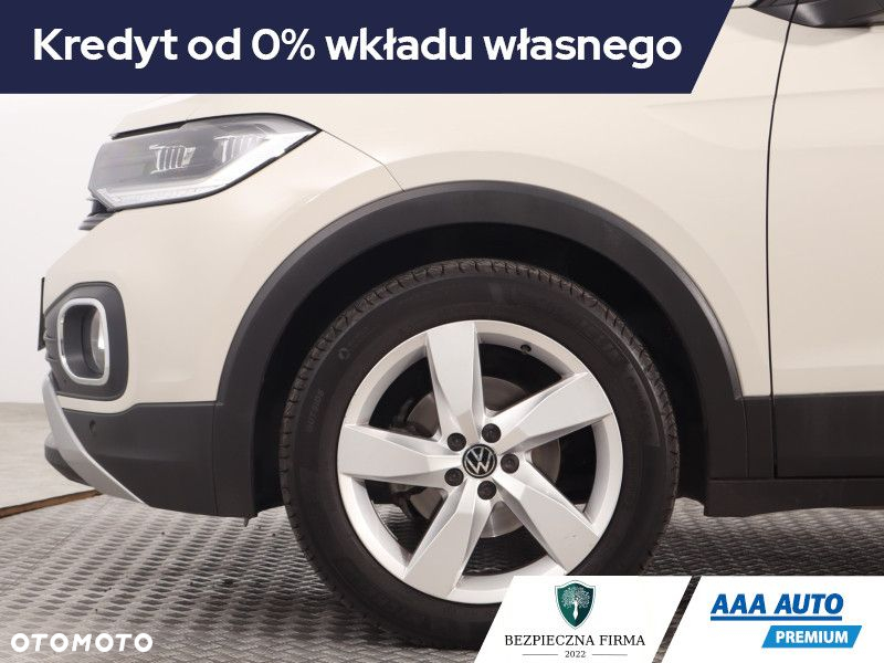 Volkswagen T-Cross - 14