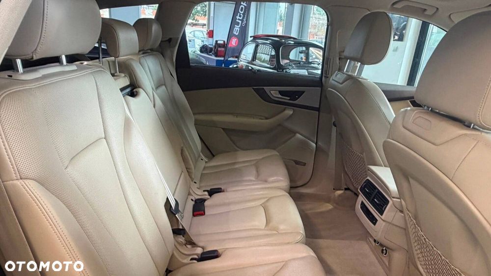 Audi Q7 - 14