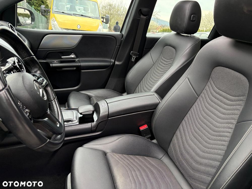 Mercedes-Benz Klasa B 180 7G-DCT Progressive - 23