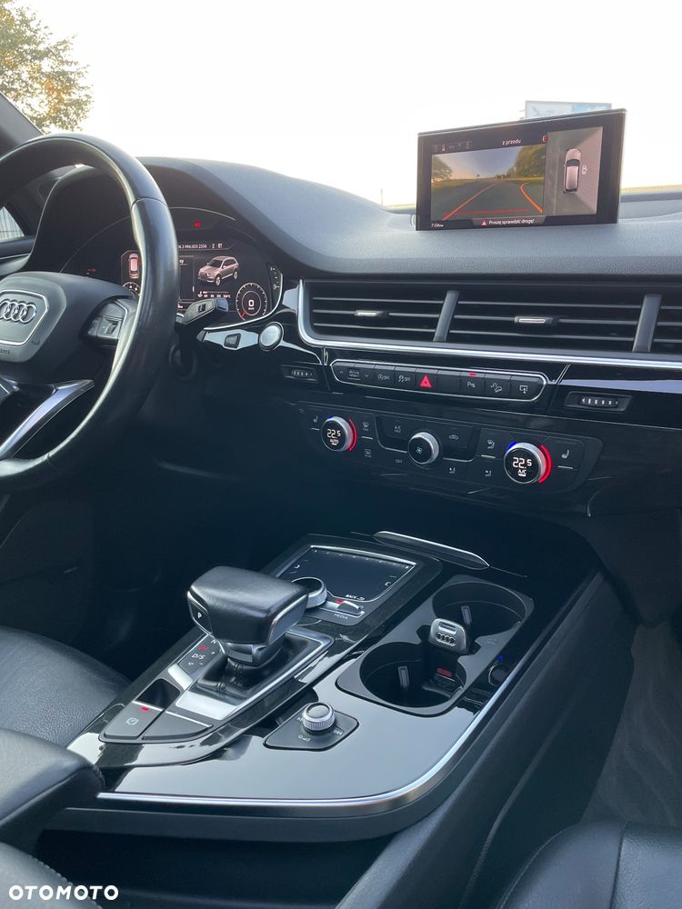 Audi Q7 55 TFSI quattro tiptronic - 11