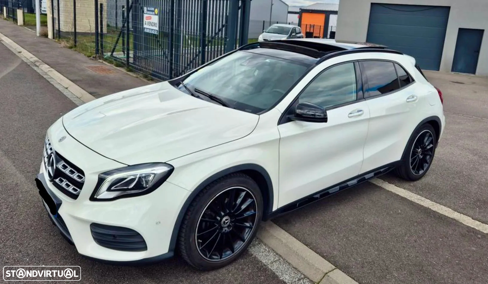 Mercedes-Benz GLA 200 (CDI) d 7G-DCT AMG Line - 2